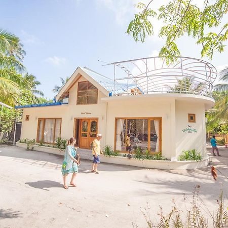 Island Pavilion Hangnaameedhoo Екстериор снимка