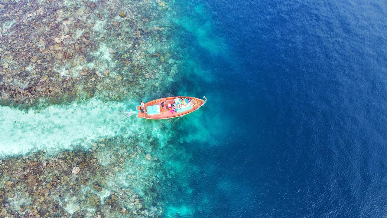 Island Pavilion Hangnaameedhoo Екстериор снимка